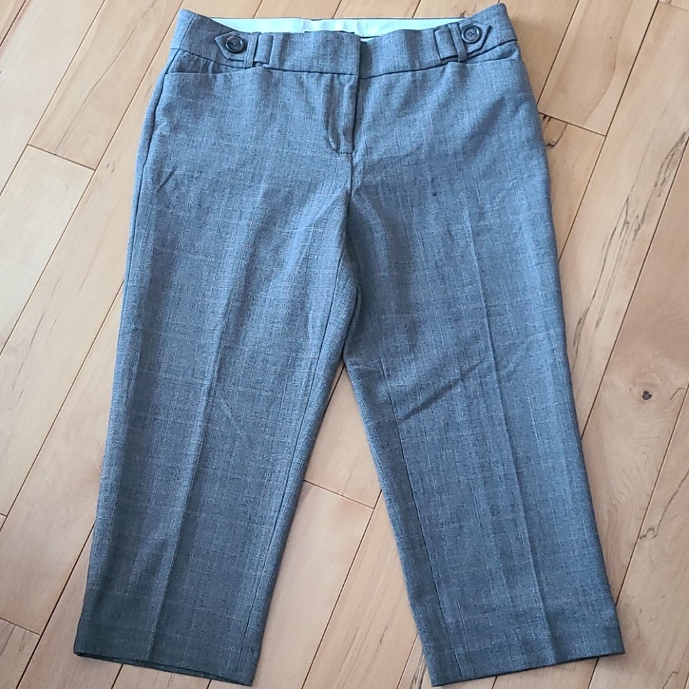 3/4 length Willi Smith dress capris